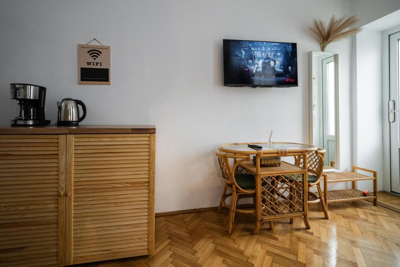 Casa Basarab Brasov Ξενοδοχείο Εξωτερικό φωτογραφία