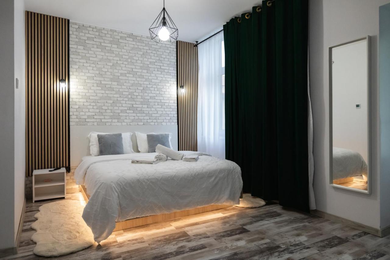 Casa Basarab Brasov Ξενοδοχείο Εξωτερικό φωτογραφία