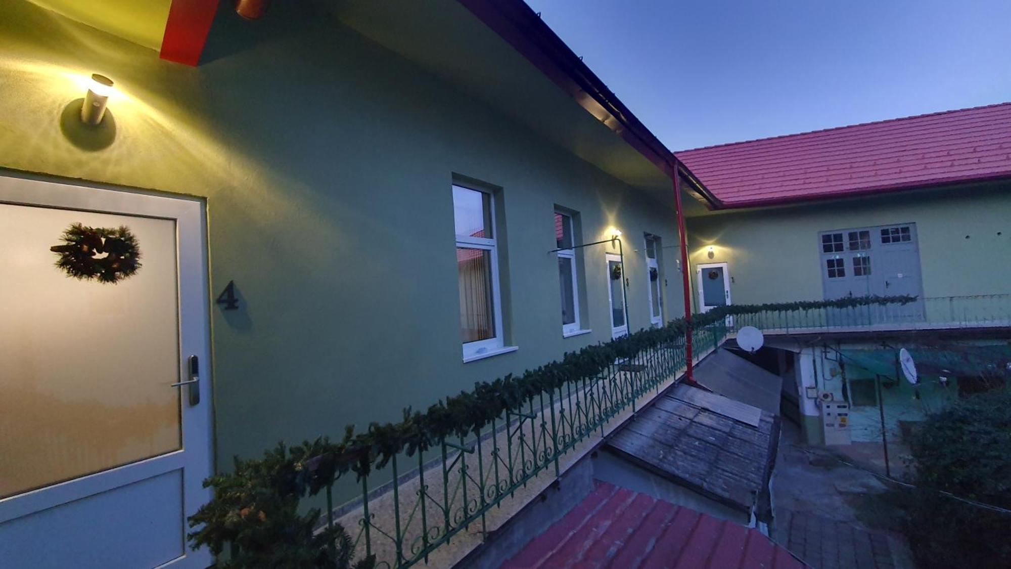 Casa Basarab Brasov Ξενοδοχείο Εξωτερικό φωτογραφία
